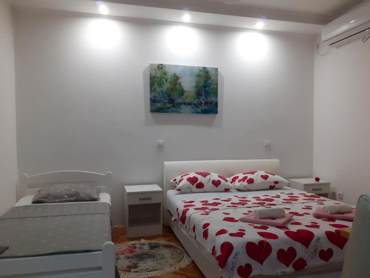 Apartmani Bridge تريبينيي المظهر الخارجي الصورة